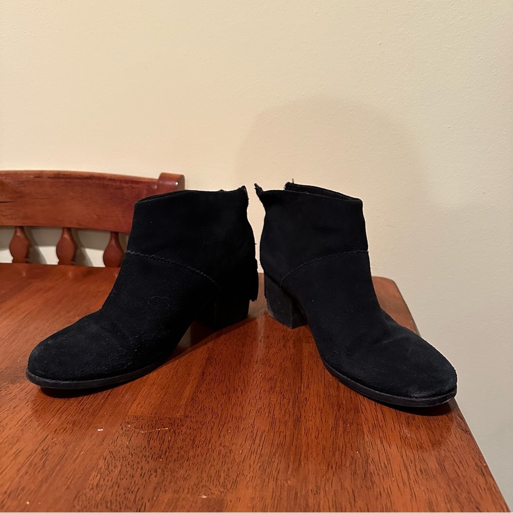 Toms Black Suede Leila Booties Size 8.5